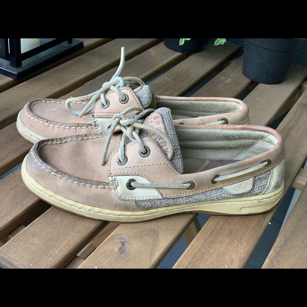Women’s sperry’s